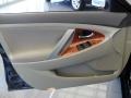 Black - Camry XLE Photo No. 26