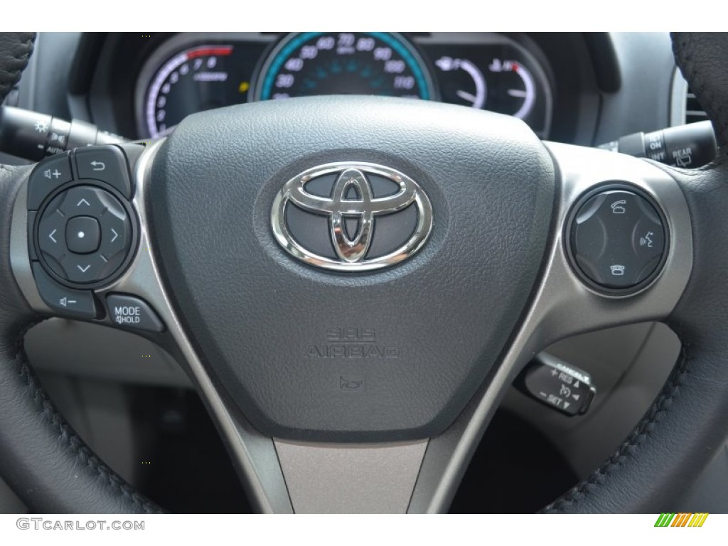 2013 Toyota Venza Limited AWD Light Gray Steering Wheel Photo #83882295