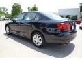 Black - Jetta SE Sedan Photo No. 3