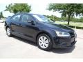 Black - Jetta SE Sedan Photo No. 7