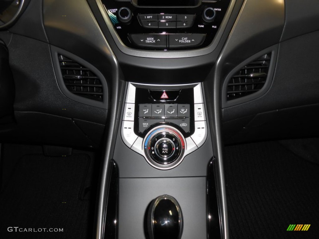 2013 Elantra Limited - Shimmering Air Silver / Black photo #13