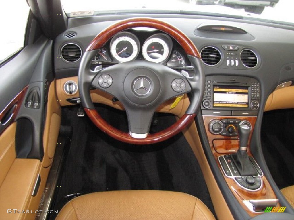 2011 Mercedes-Benz SL 550 Roadster Natural Beige Dashboard Photo #83889748