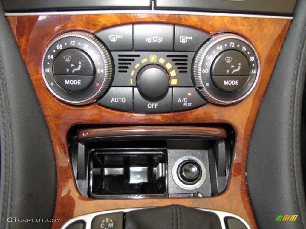 2011 Mercedes-Benz SL 550 Roadster Controls Photo #83890000