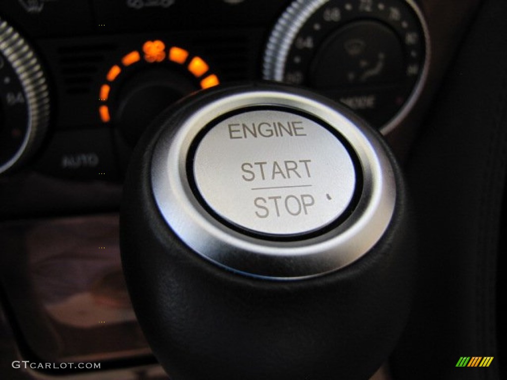2011 Mercedes-Benz SL 550 Roadster Controls Photo #83890028