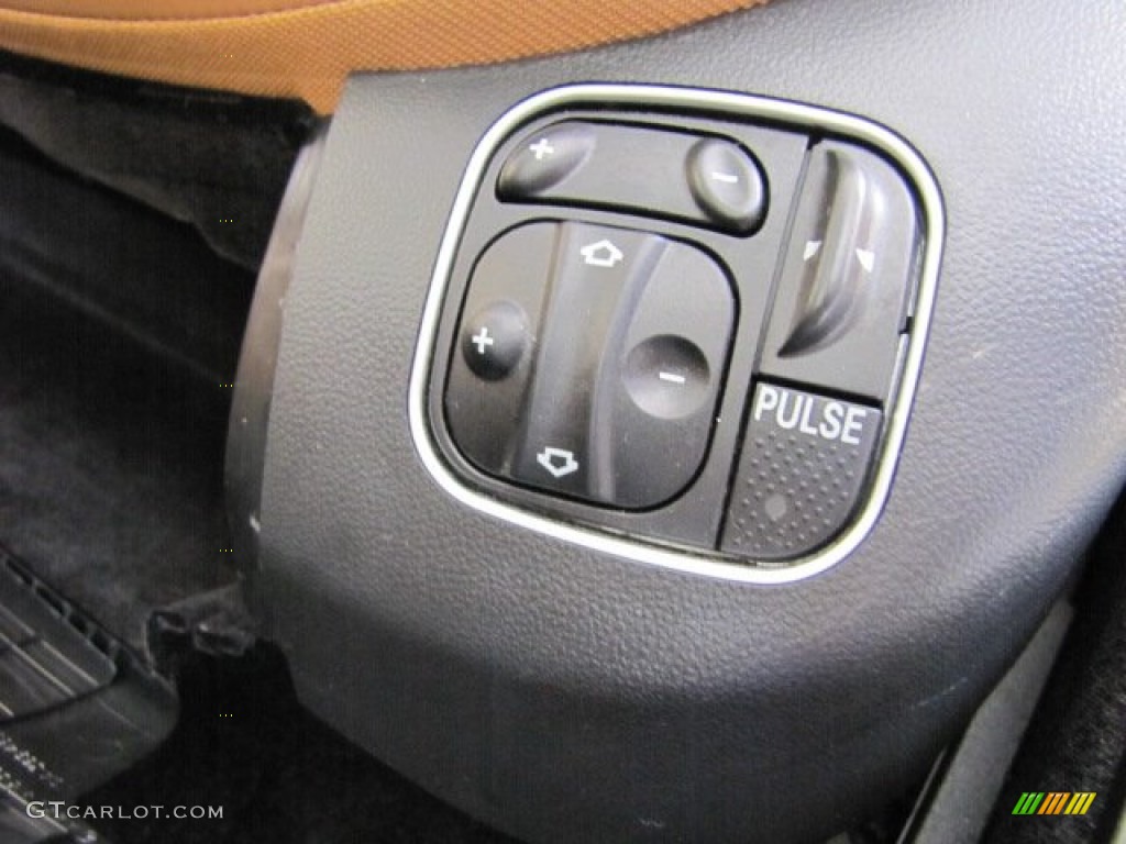 2011 Mercedes-Benz SL 550 Roadster Controls Photo #83890411