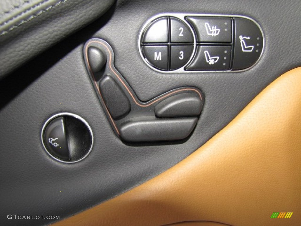 2011 Mercedes-Benz SL 550 Roadster Controls Photo #83890561