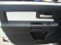Iceberg White - FJ Cruiser 4WD Photo No. 7