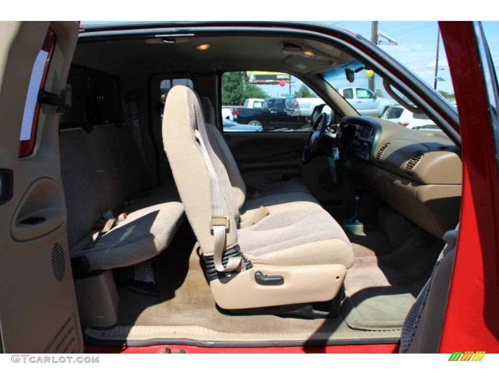 2001 Ram 1500 SLT Club Cab 4x4 - Flame Red / Tan photo #9