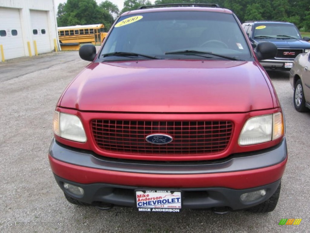 2000 Expedition XLT 4x4 - Laser Red / Medium Graphite photo #17