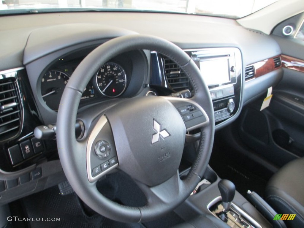 2014 Mitsubishi Outlander SE Black Steering Wheel Photo #83895737