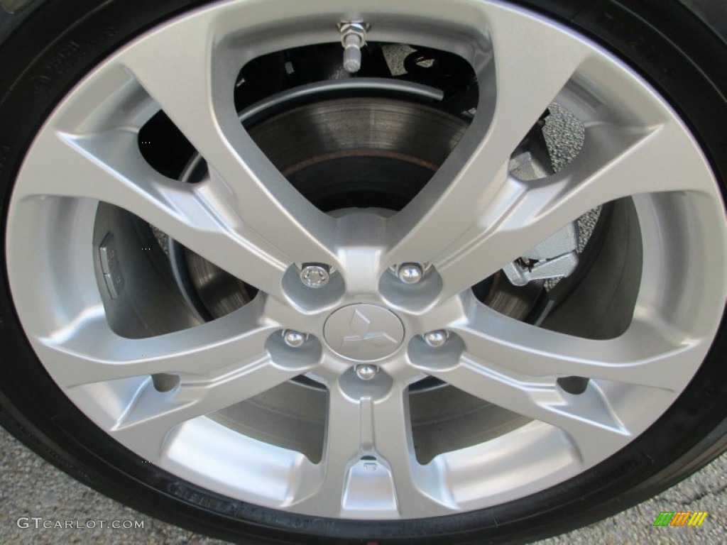 2014 Mitsubishi Outlander SE Wheel Photo #83896237