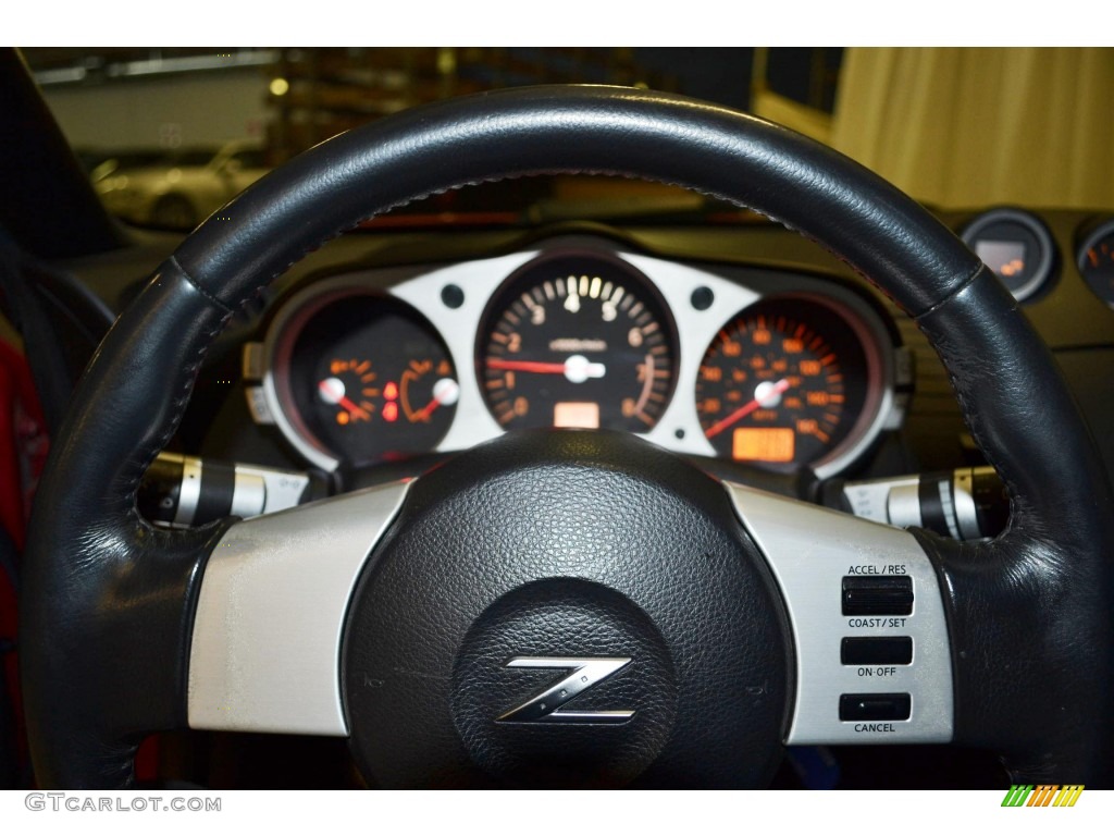 2004 350Z Enthusiast Coupe - Redline / Carbon Black photo #18