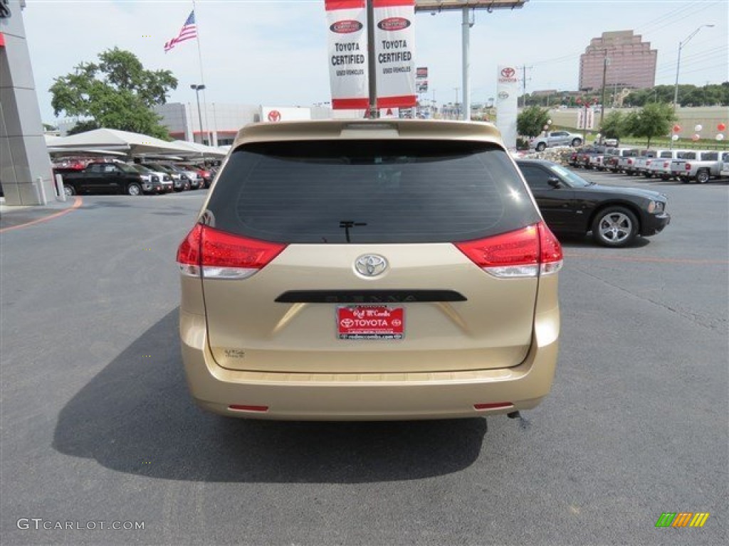 2011 Sienna  - Sandy Beach Metallic / Bisque photo #6
