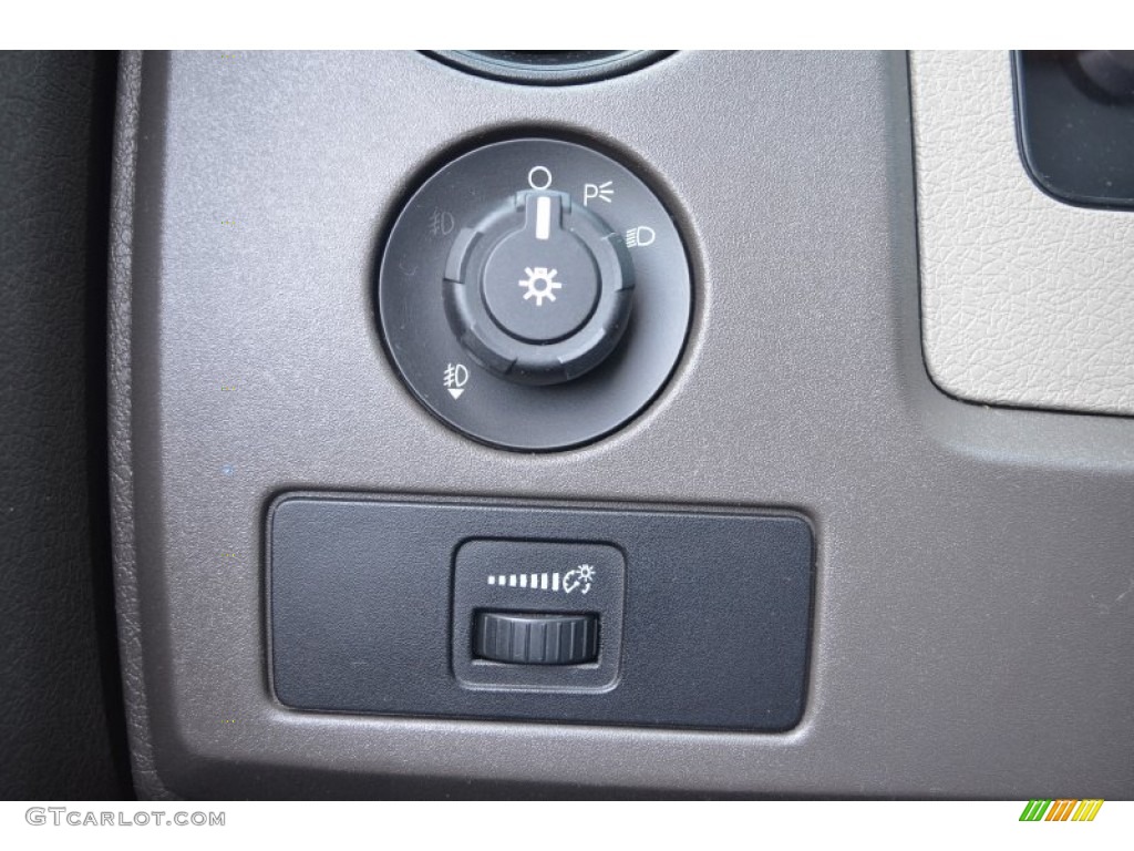 2010 Ford F150 STX Regular Cab 4x4 Controls Photos