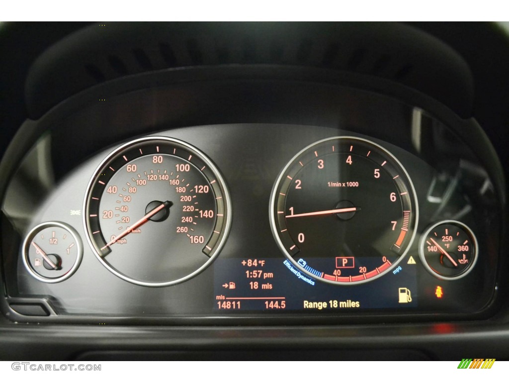 2012 BMW 5 Series 528i Sedan Gauges Photo #83900867