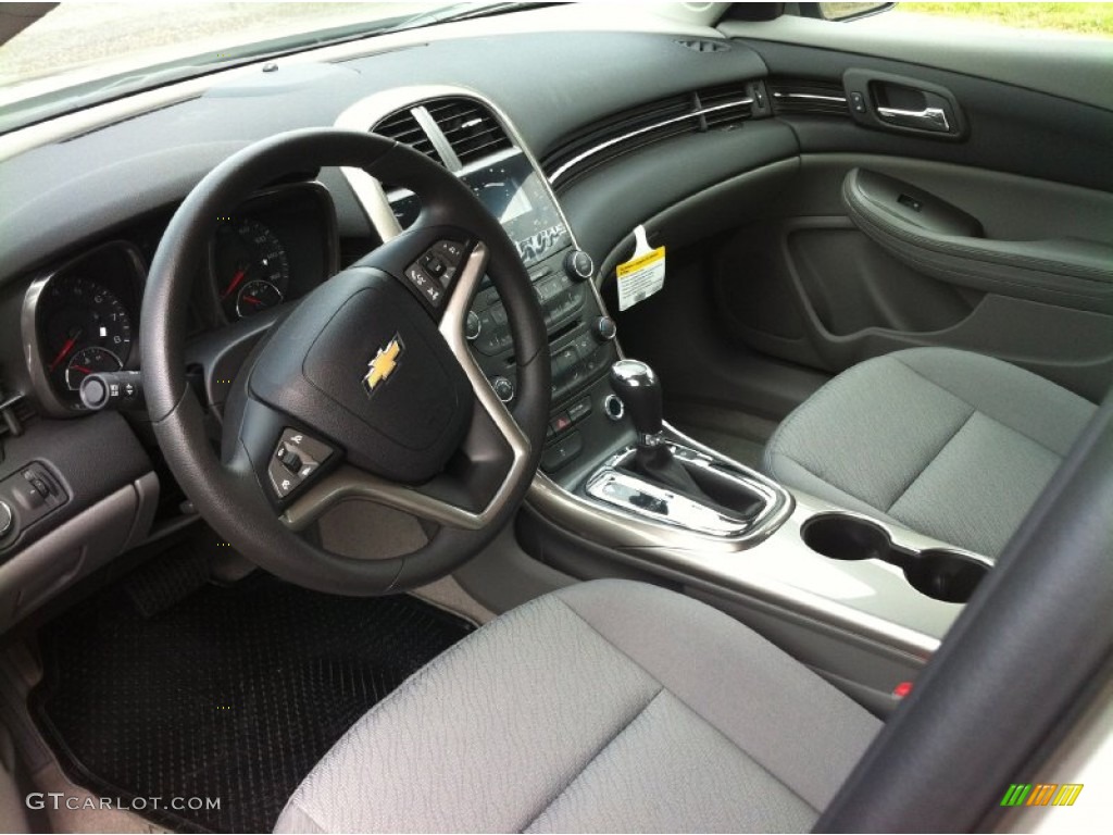 2013 Malibu LS - Champagne Silver Metallic / Jet Black/Titanium photo #3
