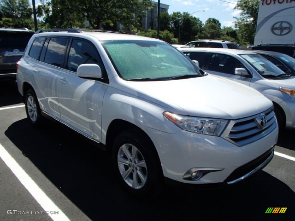 2011 Highlander V6 4WD - Blizzard White Pearl / Ash photo #1