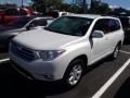 2011 Blizzard White Pearl Toyota Highlander V6 4WD  photo #3