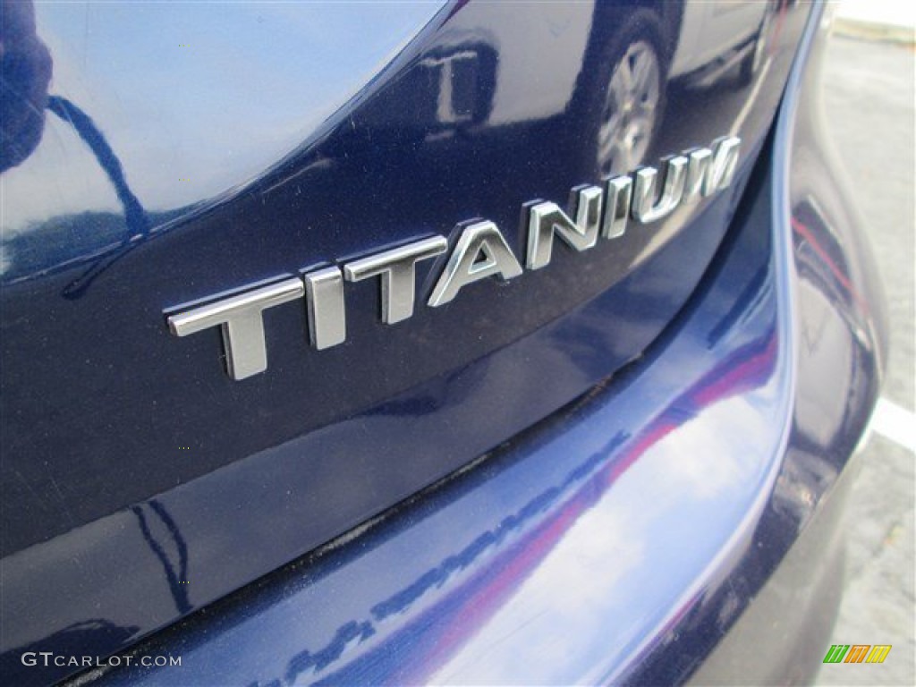 2012 Focus Titanium Sedan - Kona Blue Metallic / Charcoal Black photo #5