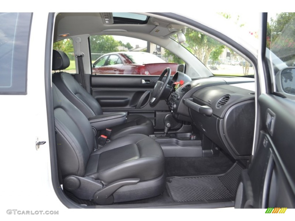 2009 Volkswagen New Beetle 2.5 Coupe Front Seat Photo #83909371