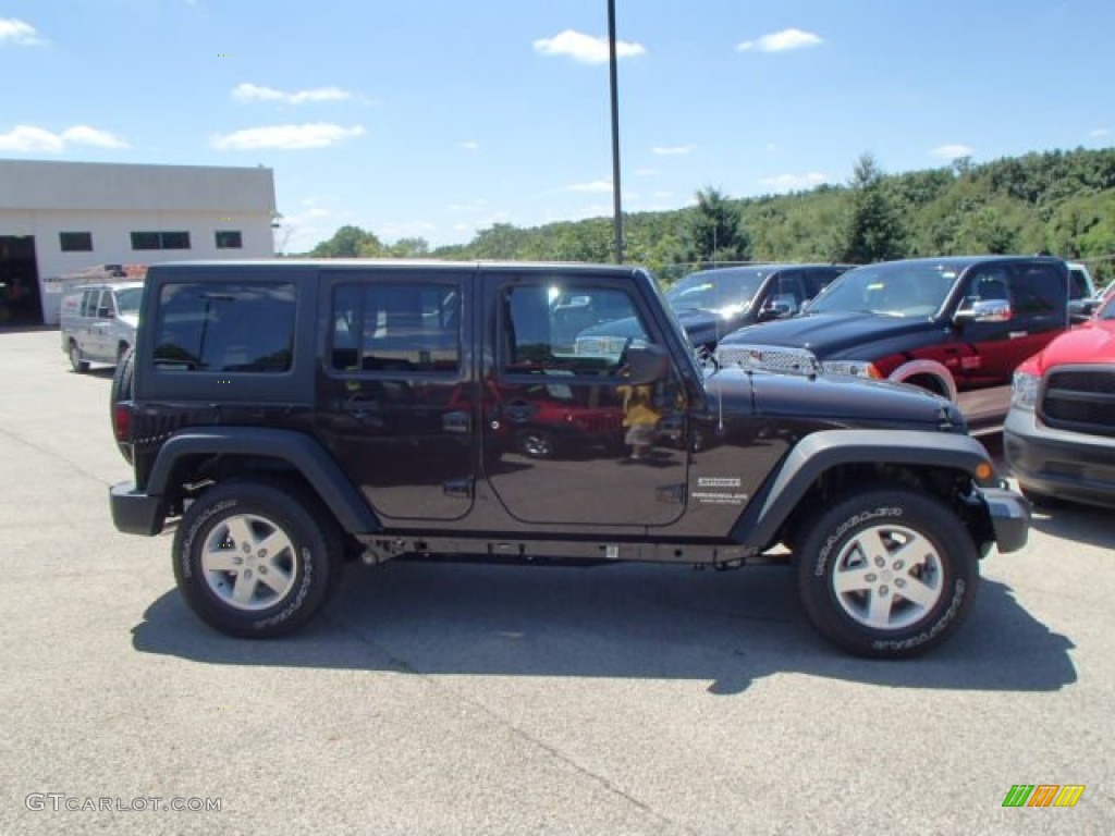 2013 Wrangler Unlimited Sport 4x4 - Rugged Brown Pearl / Black photo #5