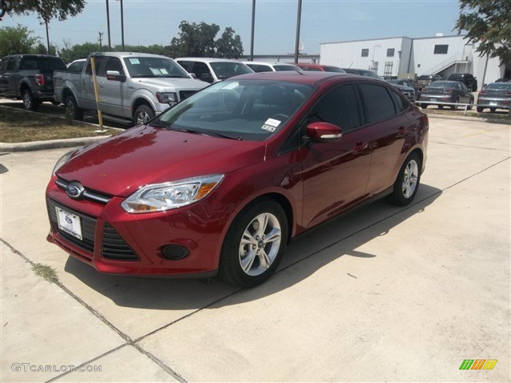 2014 Focus SE Sedan - Ruby Red / Charcoal Black photo #1