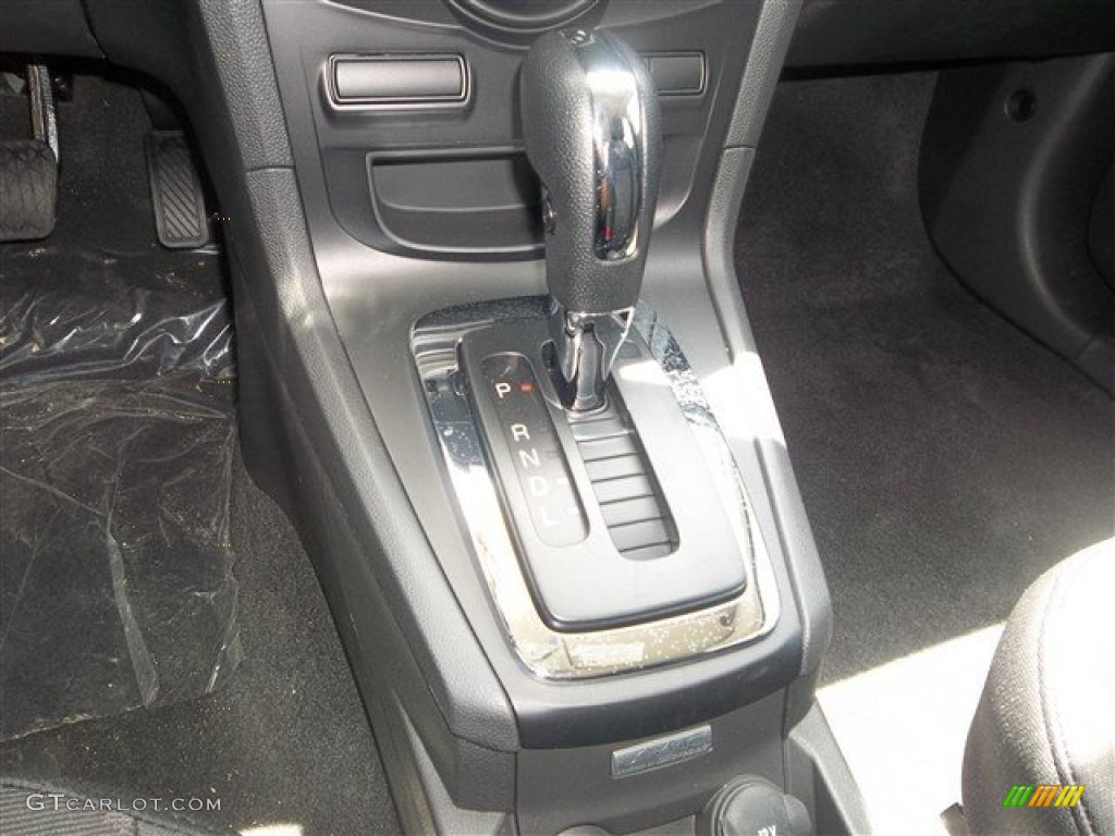 2013 Fiesta SE Sedan - Ingot Silver / Charcoal Black photo #22