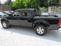 Super Black - Frontier SE Crew Cab 4x4 Photo No. 8