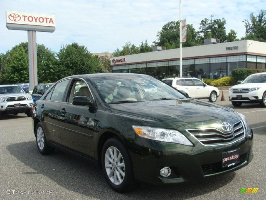 2011 Camry XLE - Spruce Green Mica / Bisque photo #1