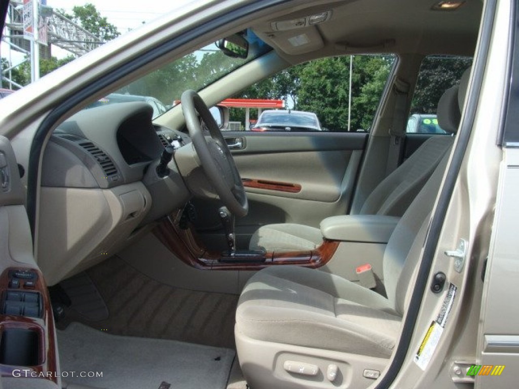 2006 Camry XLE - Desert Sand Mica / Taupe photo #7