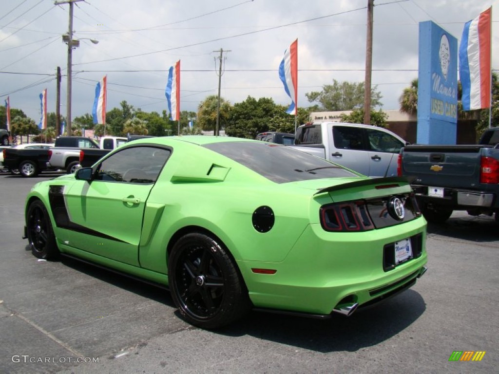 2013 Mustang V6 Premium Coupe - Gotta Have It Green / Charcoal Black photo #5