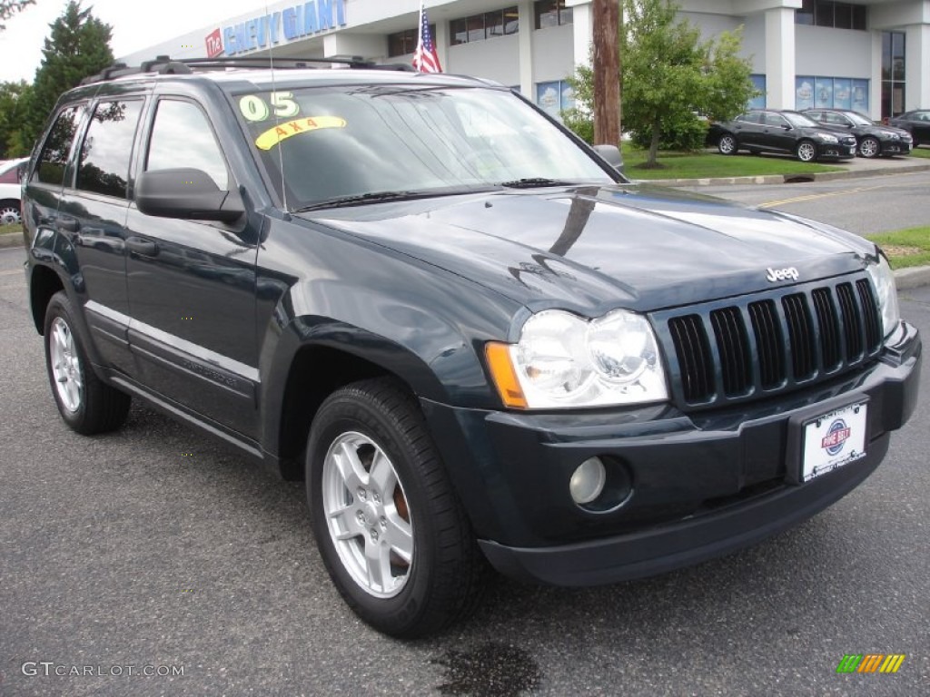 2005 Grand Cherokee Laredo 4x4 - Deep Beryl Green Pearl / Medium Slate Gray photo #3