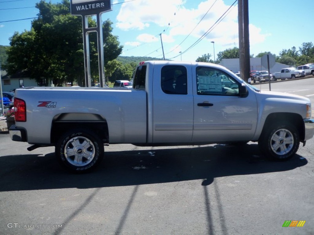 2013 Silverado 1500 LT Extended Cab 4x4 - Silver Ice Metallic / Ebony photo #4