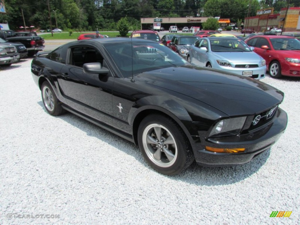 2006 Mustang V6 Premium Coupe - Black / Dark Charcoal photo #1