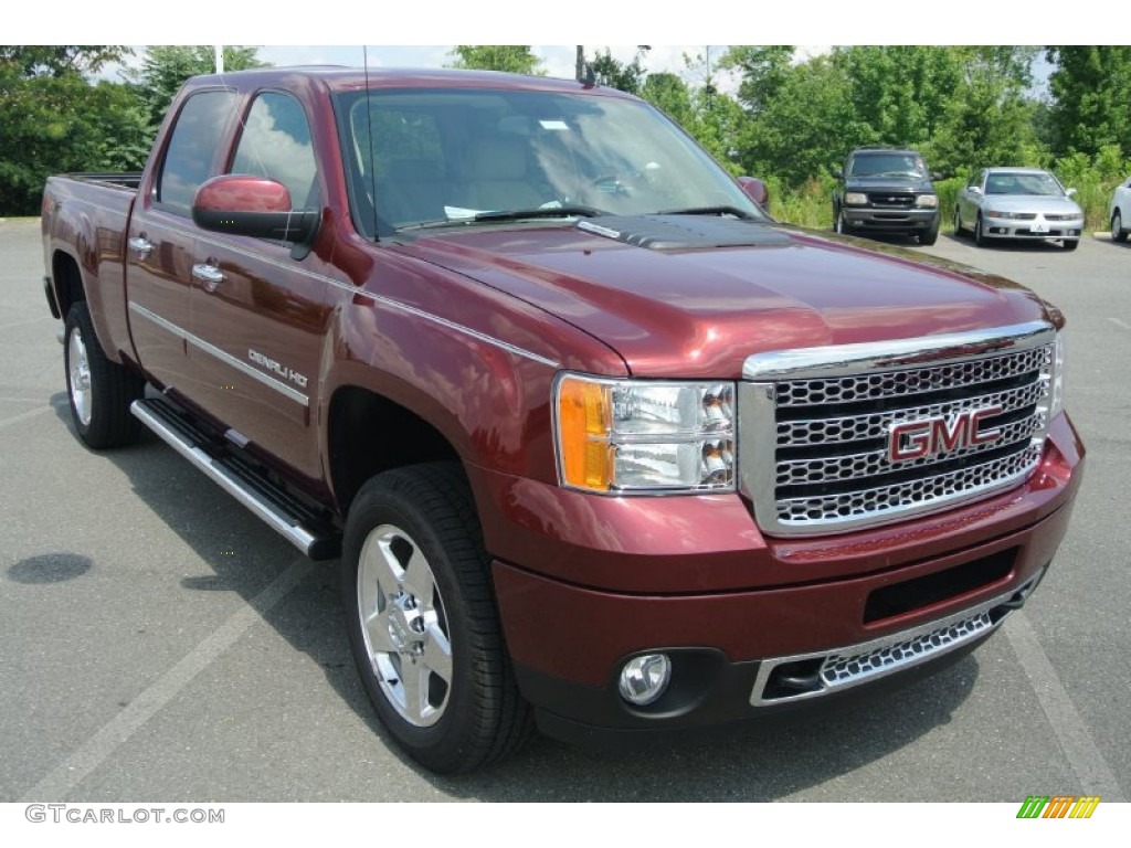 Sonoma Red Metallic 2013 GMC Sierra 2500HD Denali Crew Cab 4x4 Exterior Photo #83919310