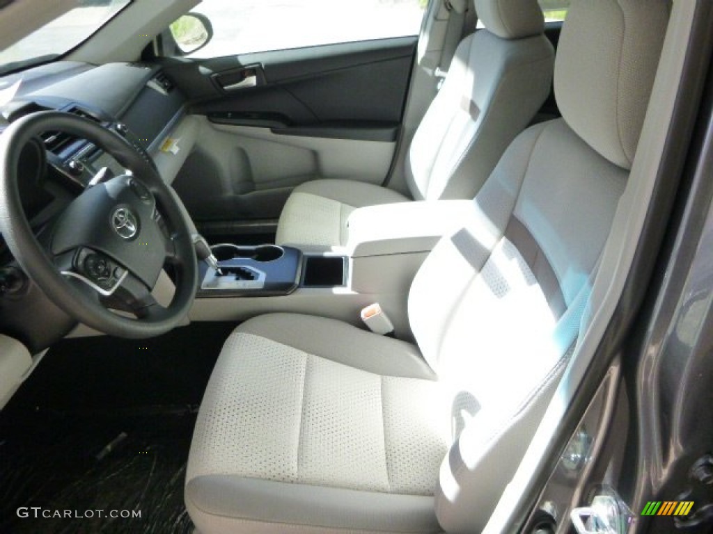 2013 Camry L - Magnetic Gray Metallic / Ash photo #12