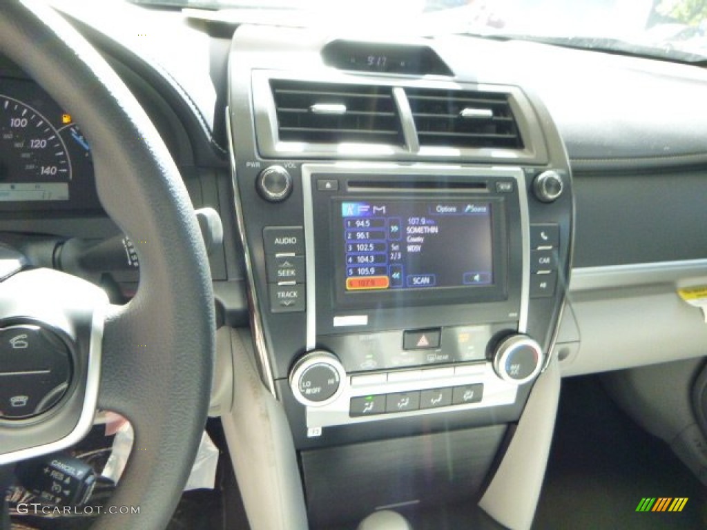 2013 Camry L - Magnetic Gray Metallic / Ash photo #18