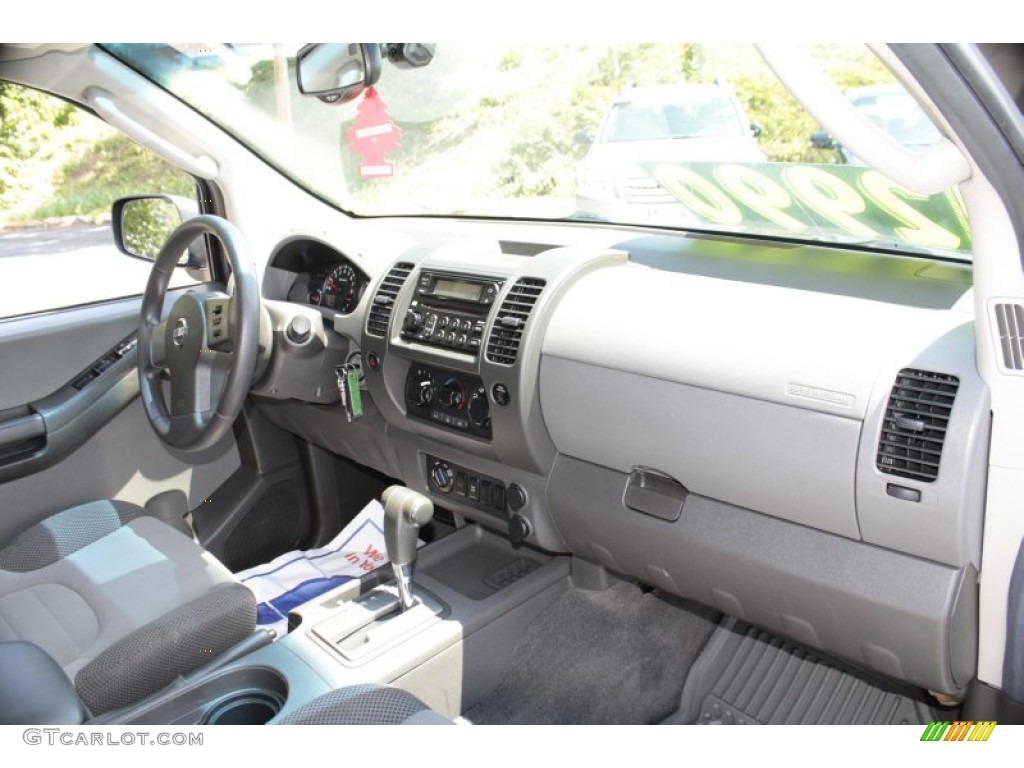 2005 Xterra S 4x4 - Night Armor Pearl / Steel/Graphite photo #12