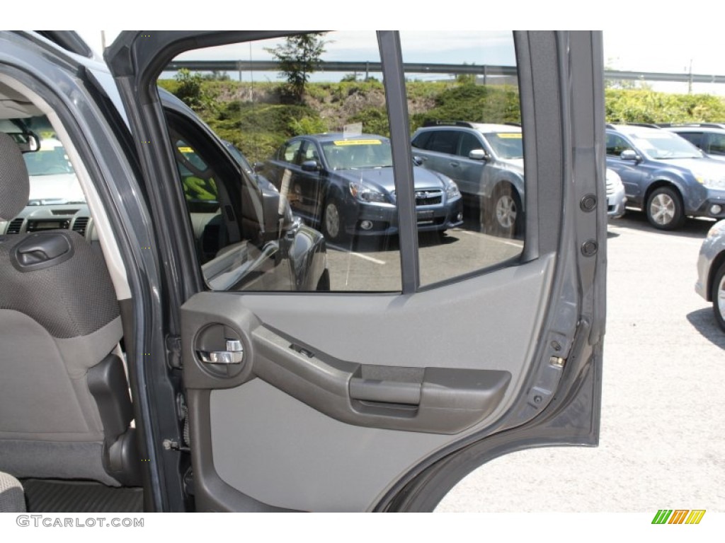 2005 Xterra S 4x4 - Night Armor Pearl / Steel/Graphite photo #18