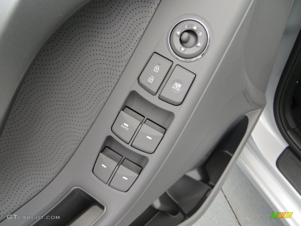 2013 Elantra Limited - Shimmering Air Silver / Gray photo #23
