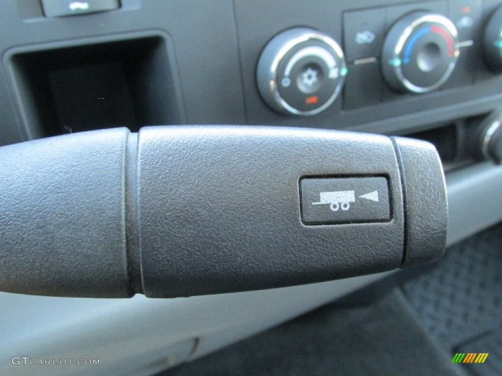 2011 Silverado 1500 Crew Cab 4x4 - Sheer Silver Metallic / Dark Titanium photo #26