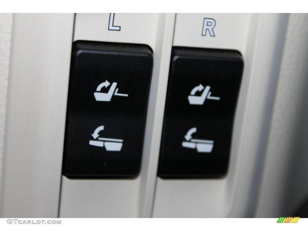 2012 Lexus GX 460 Controls Photos