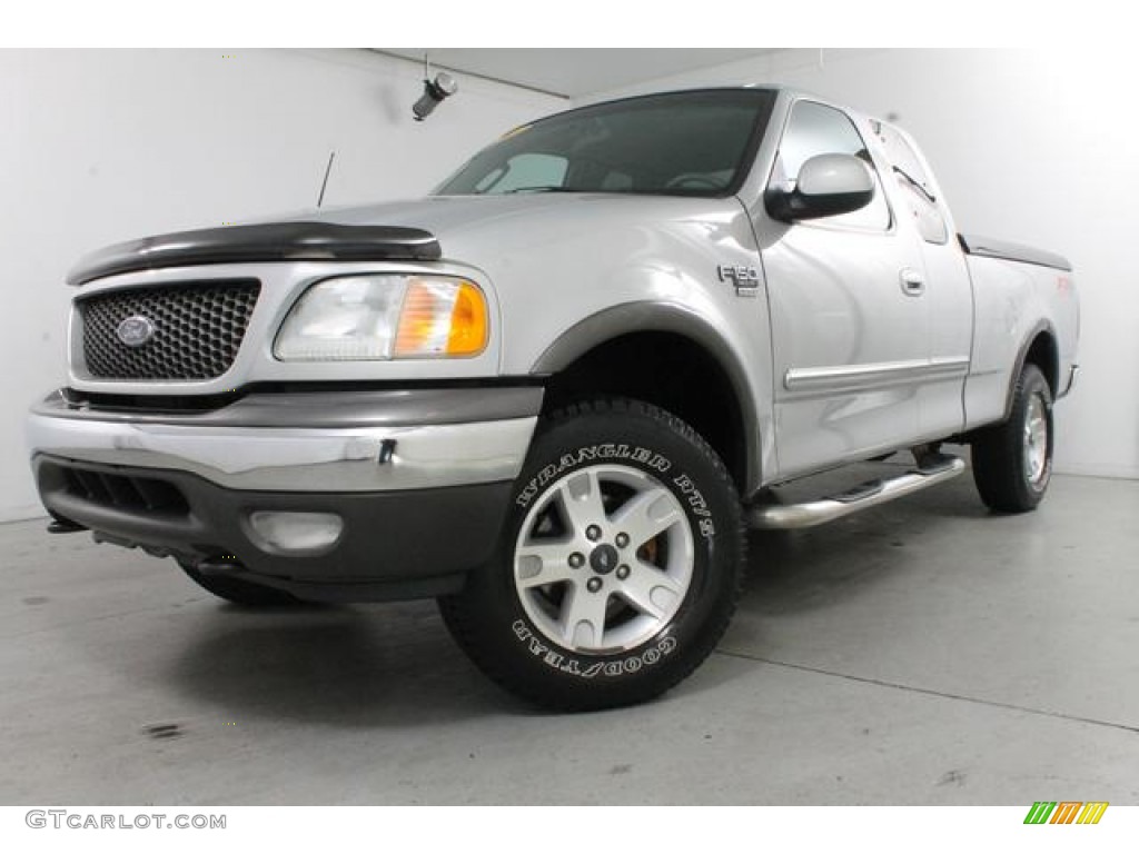 2003 F150 XLT SuperCab 4x4 - Silver Metallic / Dark Graphite Grey photo #1