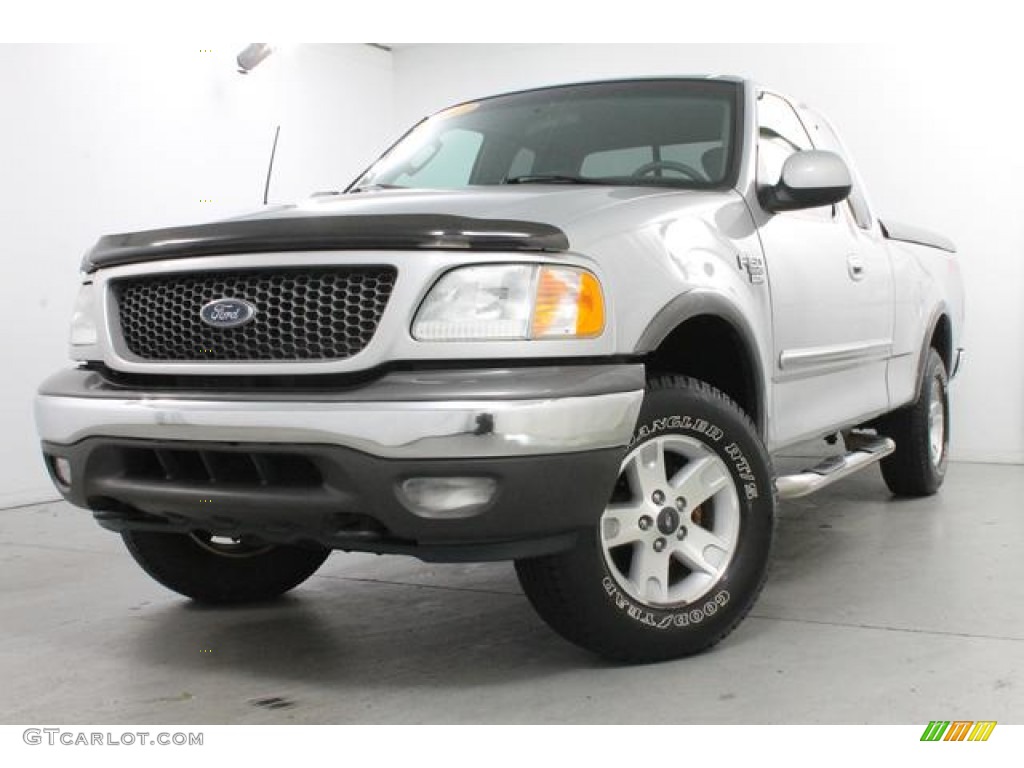 2003 F150 XLT SuperCab 4x4 - Silver Metallic / Dark Graphite Grey photo #2