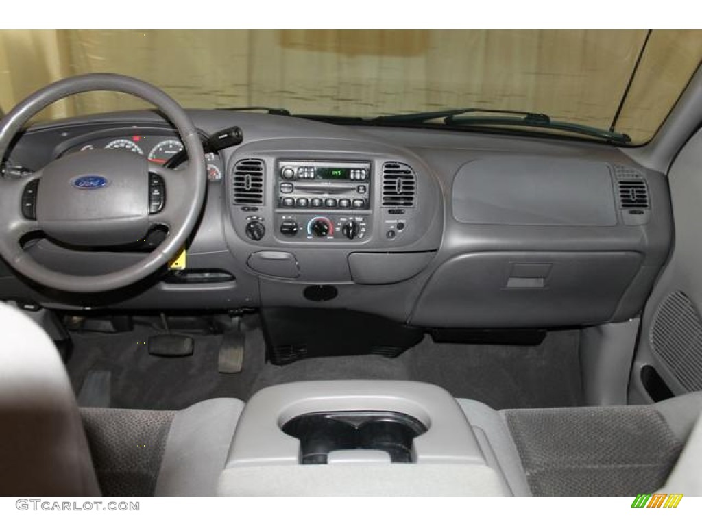 2003 F150 XLT SuperCab 4x4 - Silver Metallic / Dark Graphite Grey photo #33
