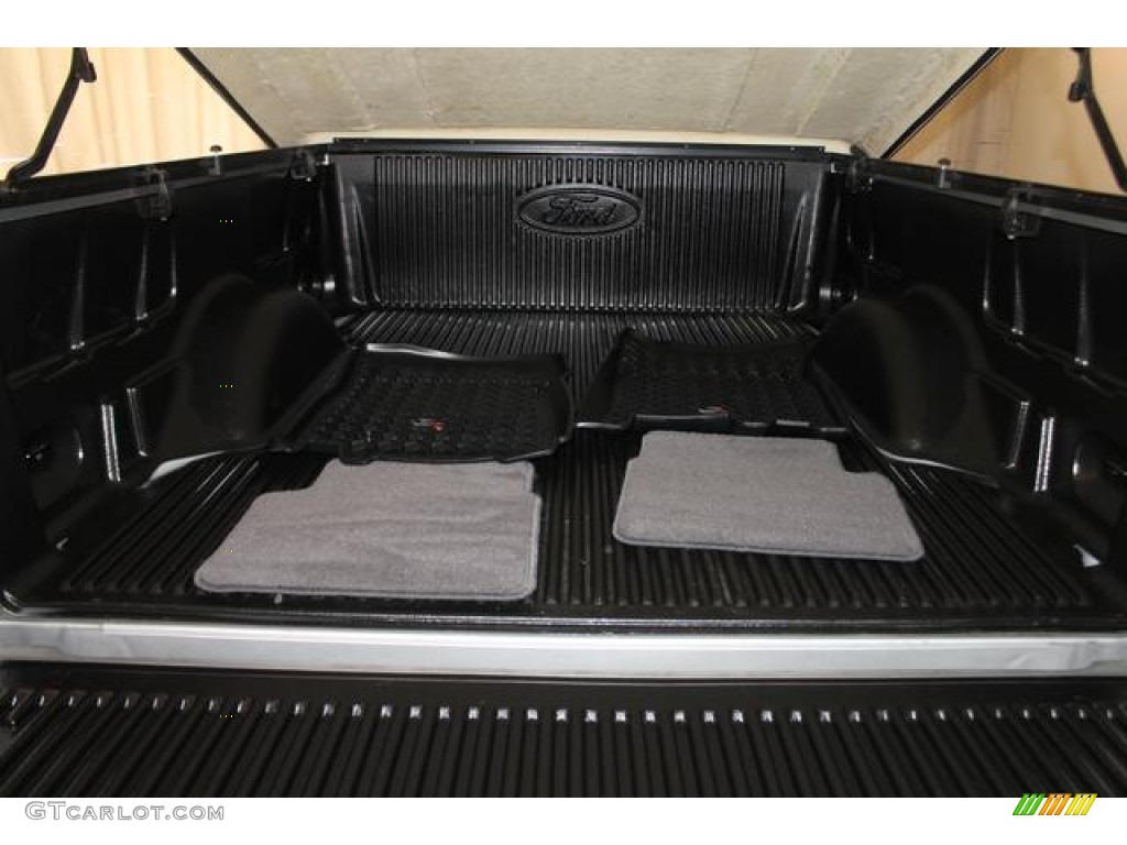 2003 F150 XLT SuperCab 4x4 - Silver Metallic / Dark Graphite Grey photo #37