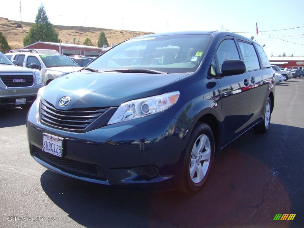 2012 Sienna  - South Pacific Pearl / Light Gray photo #3