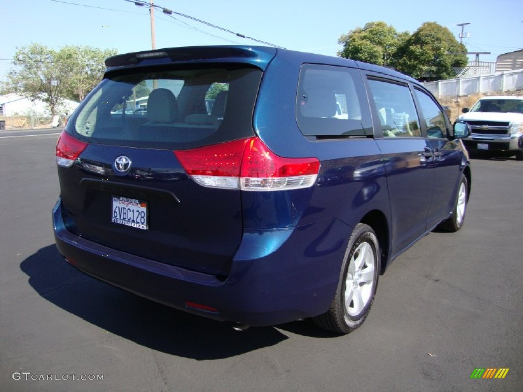 2012 Sienna  - South Pacific Pearl / Light Gray photo #7