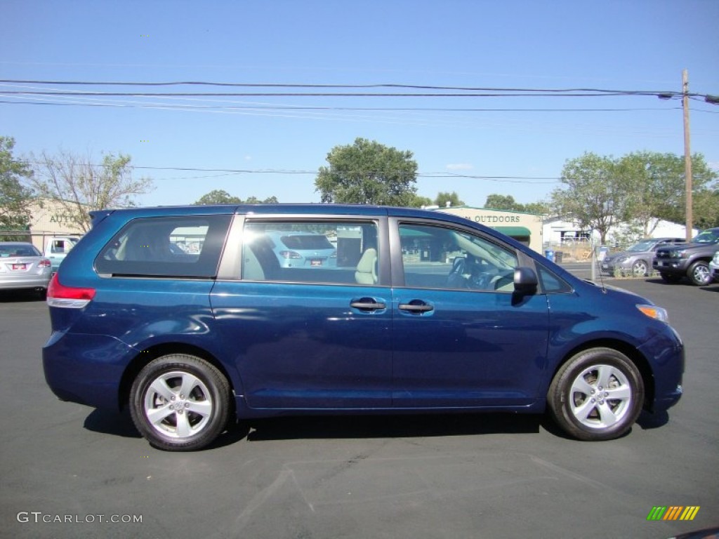 2012 Sienna  - South Pacific Pearl / Light Gray photo #8