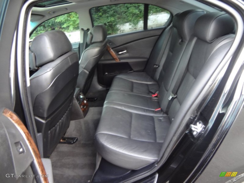 2007 BMW 5 Series 530i Sedan Rear Seat Photo #83937082